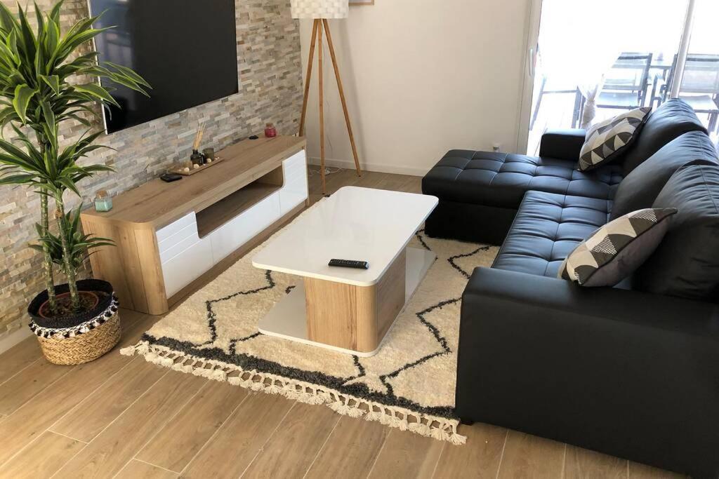 Agreable Maison Entre Bordeaux Et Le Bassin Saint-Jean-d'Illac Buitenkant foto